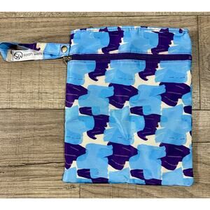 Versatile wet/dry bag by Sarah Wells.
